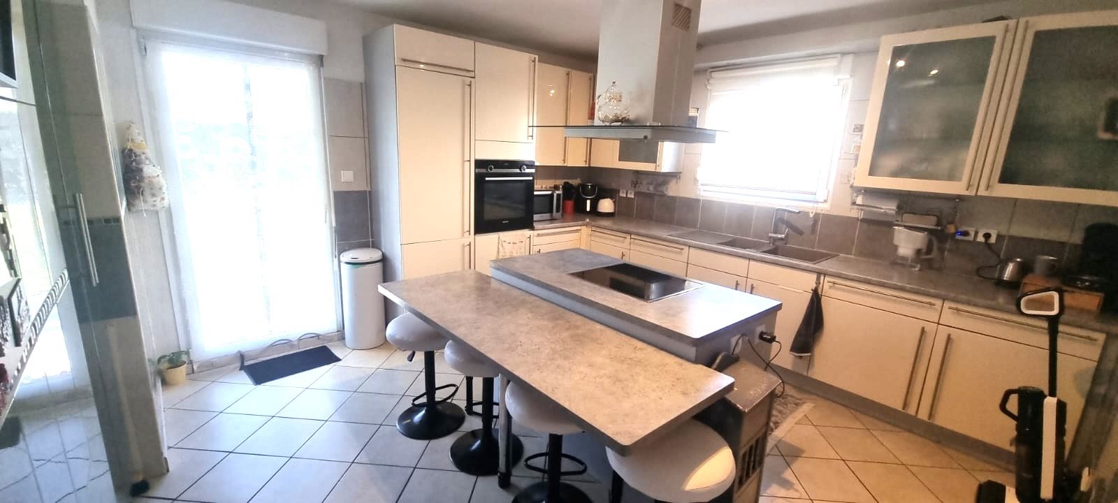 Maison à vendre, 151m², Valentigney