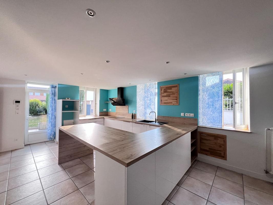 Maison à vendre, 205m², Saint-Laure