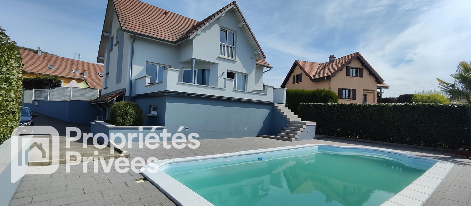 Maison à vendre, 188m², Rougemont-le-Château