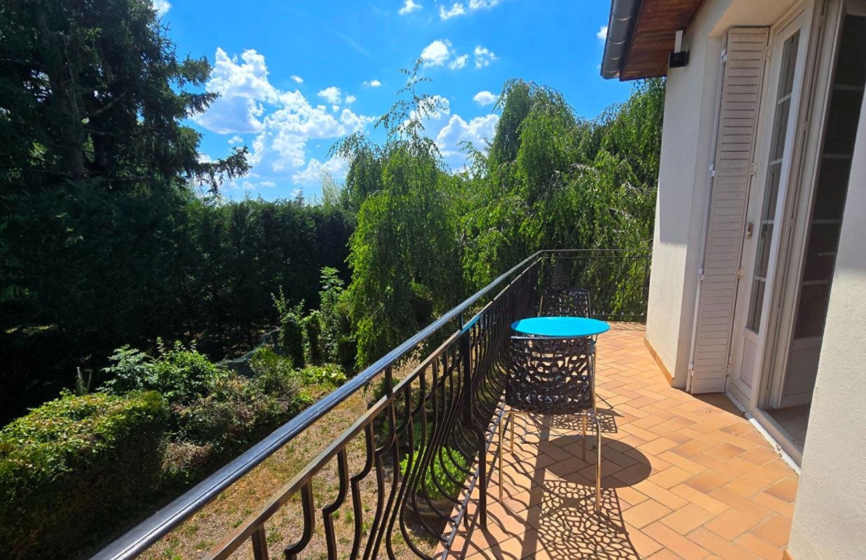 Maison à vendre, 200m², Creuzier-le-Vieux