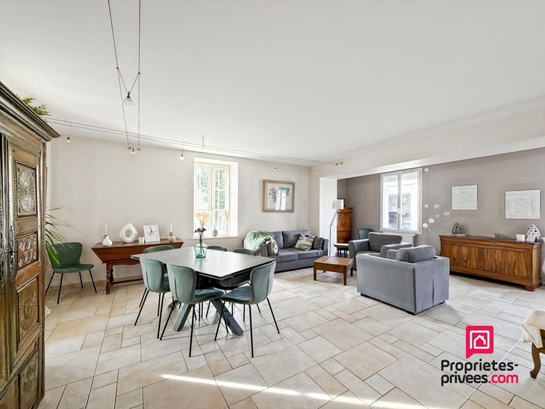 Maison à vendre, 366m², Avallon