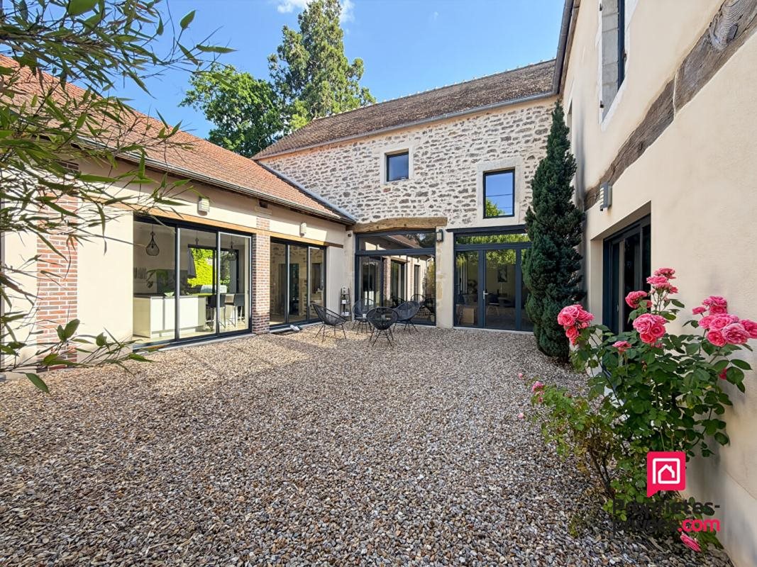 Maison à vendre, 234m², Avallon