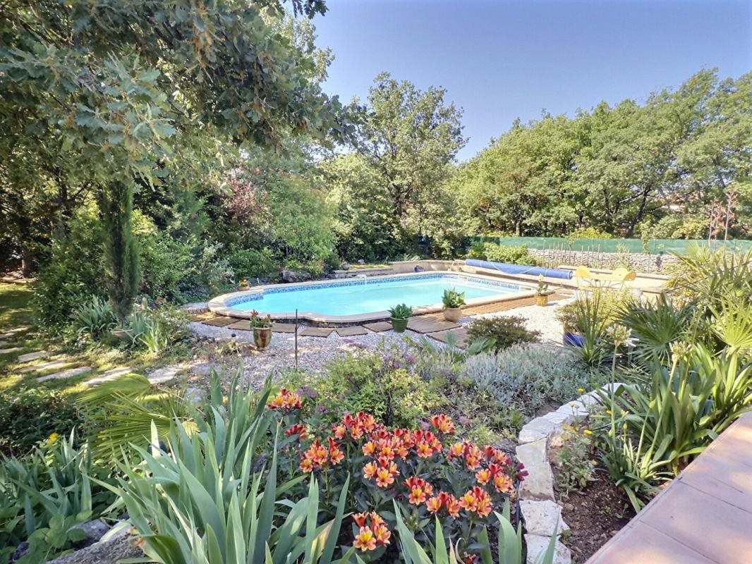 Maison à vendre, 116m², Nans-les-Pins