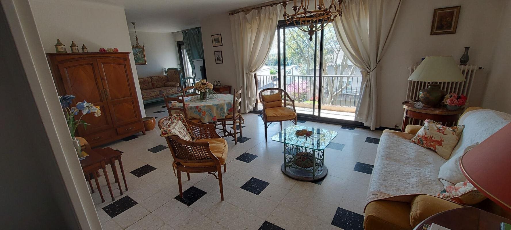 Appartement à vendre, 106m², Nîmes
