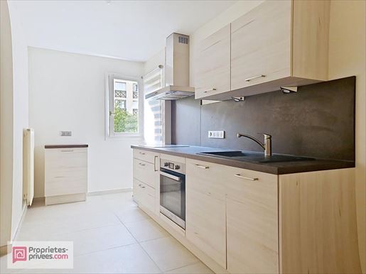 Appartement 2 pièces 52 m² · à Chambéry · 52 m² · 178 000 €
