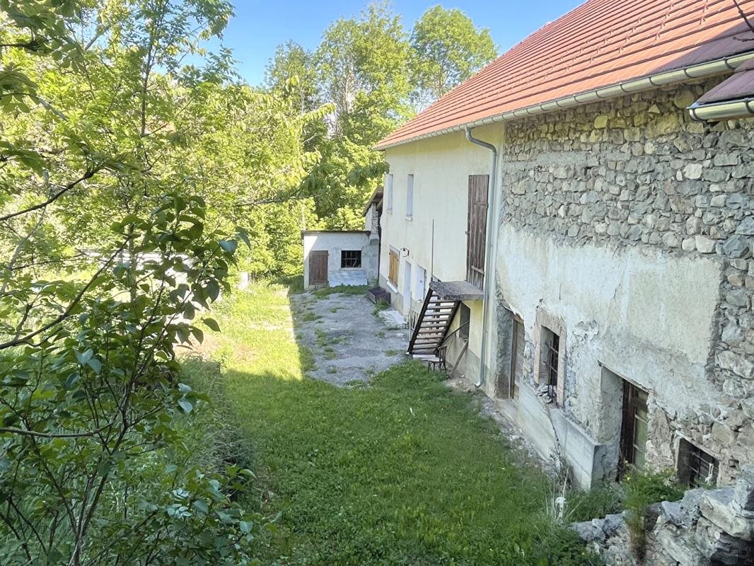 Maison à vendre, 400m², Saint-Laurent-du-Cros