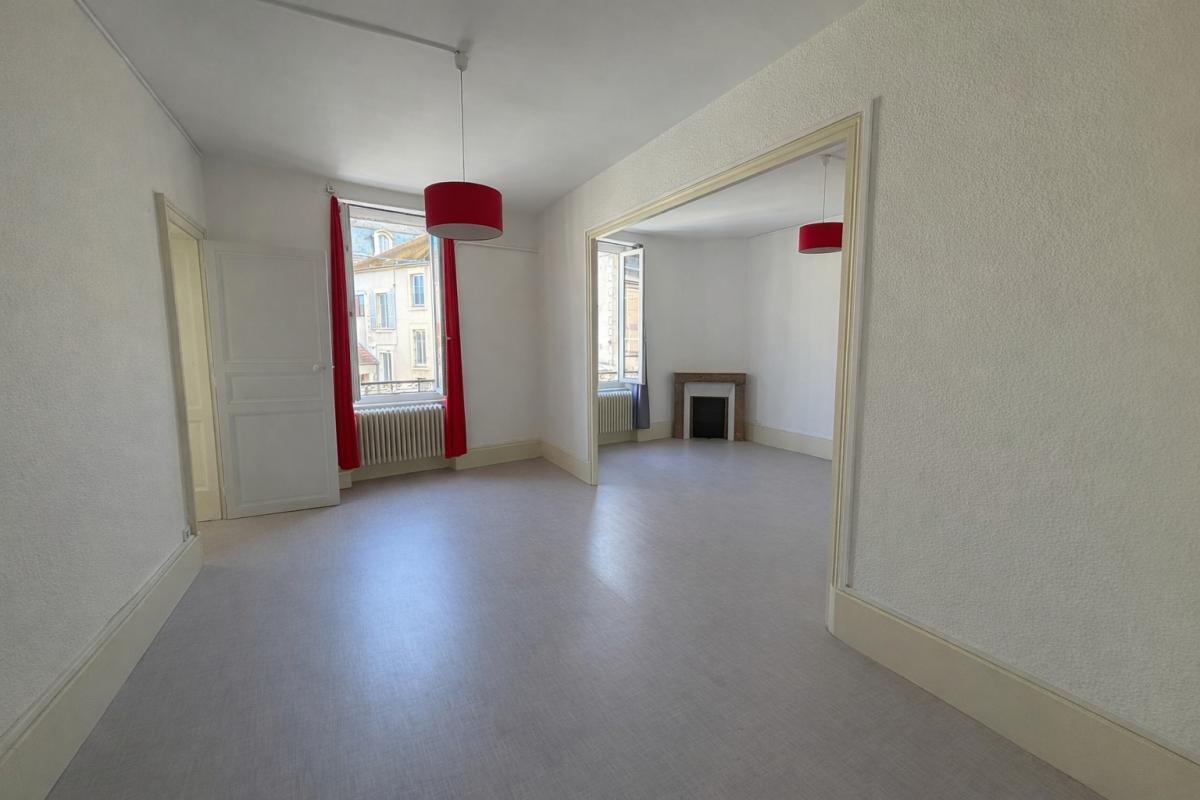 Appartement à vendre, 107m², Nevers