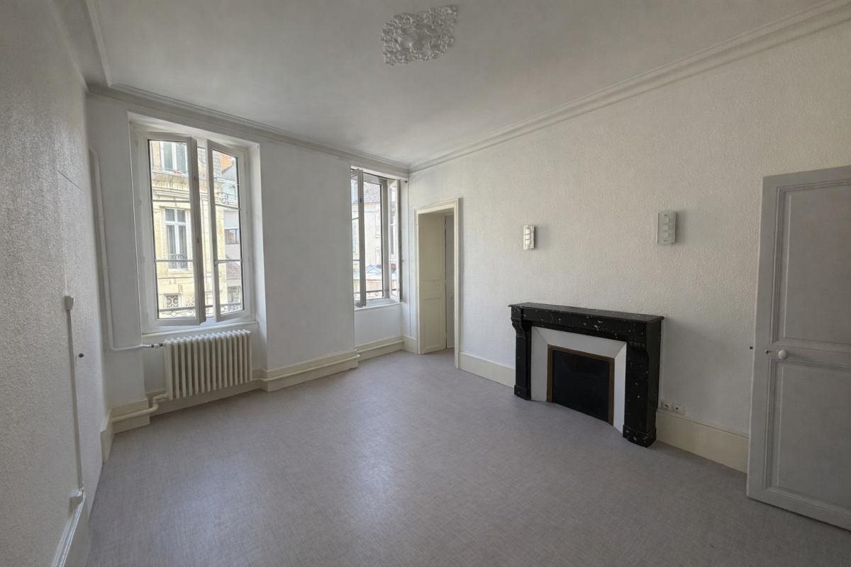 Appartement à vendre, 107m², Nevers