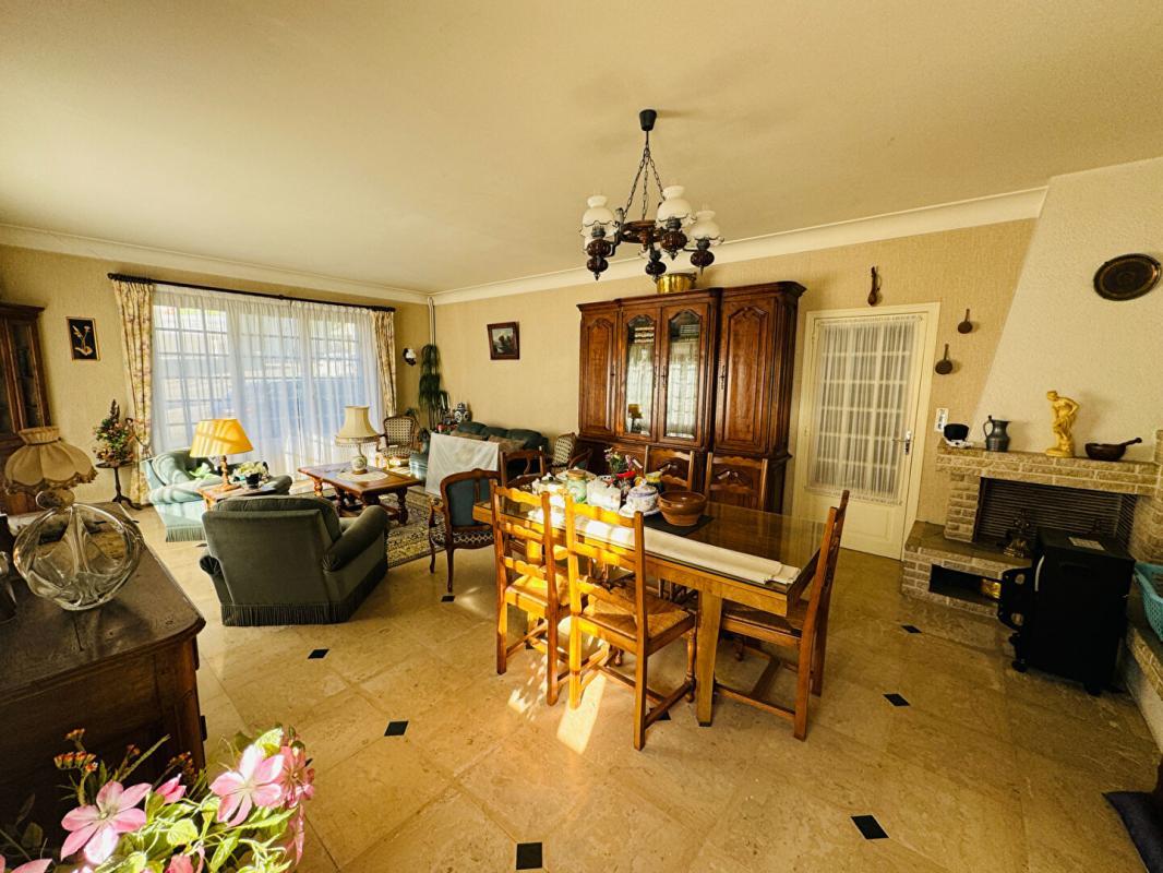 Maison à vendre, 264m², Saint-Saulge