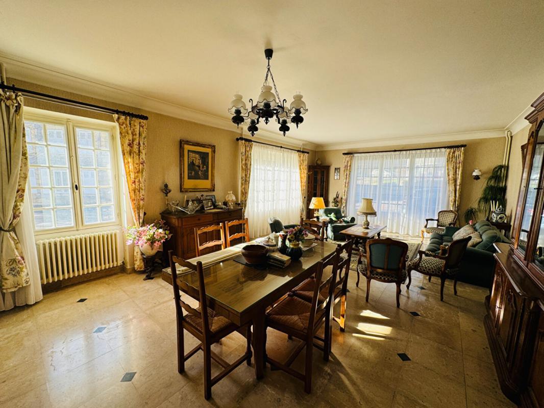 Maison à vendre, 264m², Saint-Saulge