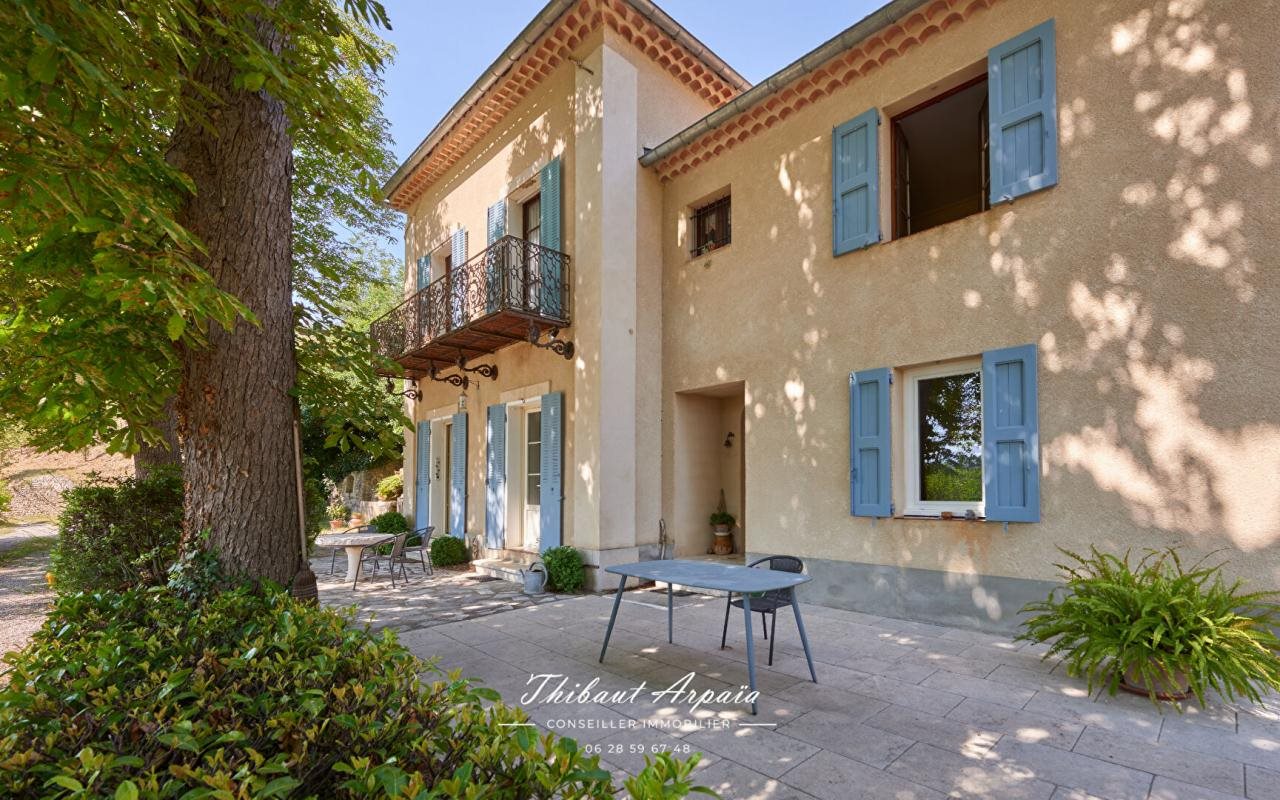 Maison à vendre, 121m², Riez