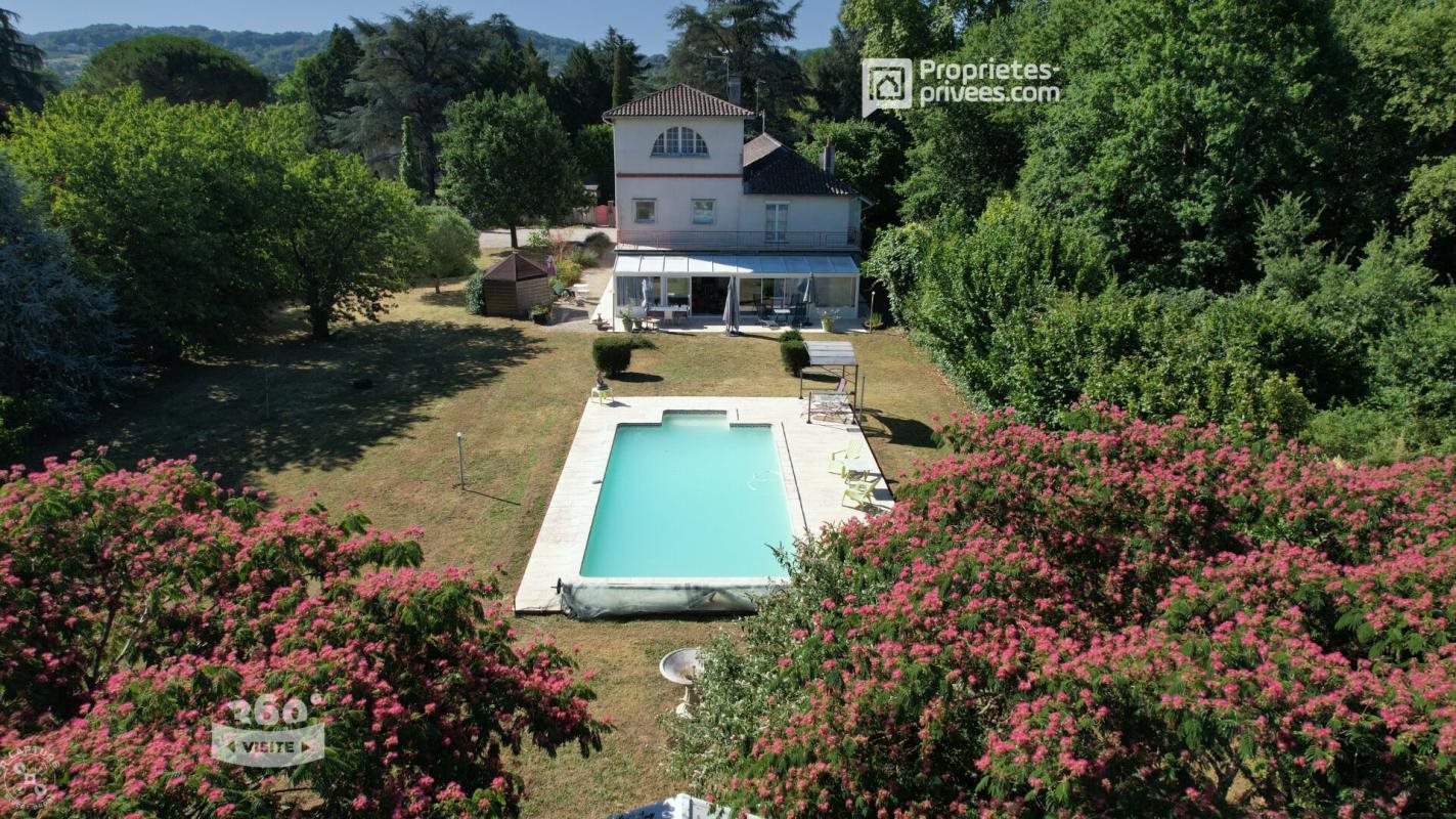 Maison à vendre, 350m², Sainte-Livrade-sur-Lot