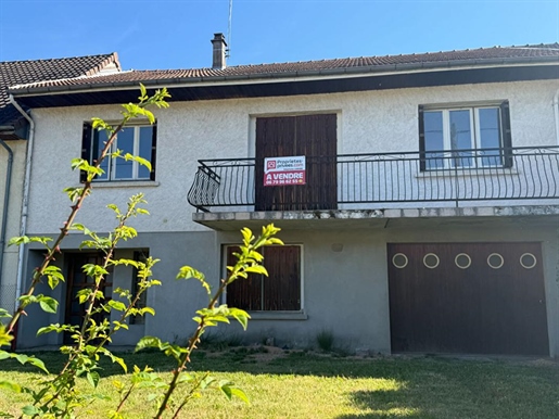 Maison 7 pièces 180 m² · à Moulins · 180 m² · 149 900 €