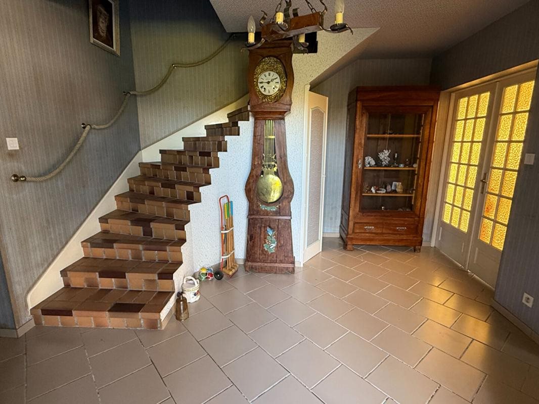 Maison à vendre, 221m², Lurcy-Lévis