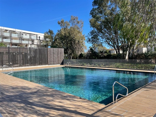 Zand, Natuur en Zwembad - recente T2 + parking - Hyères (83400)