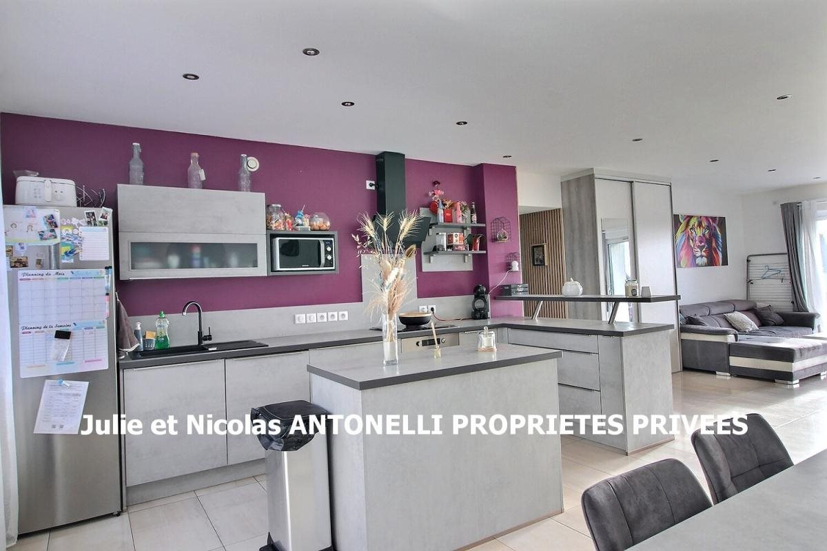 Maison à vendre, 196m², Saint-Just-Malmont