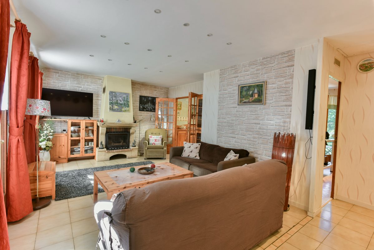 Maison à vendre, 156m², Couze-et-Saint-Front