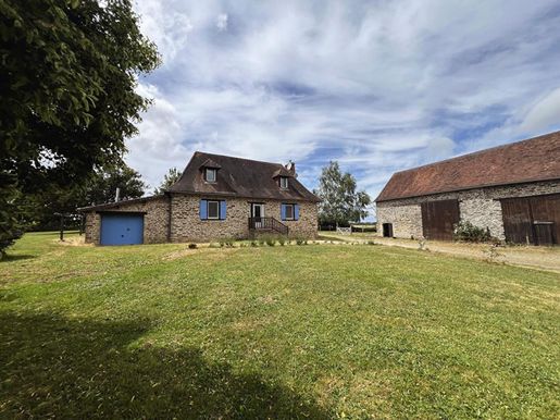 Maison 8 pièces 170 m² · à Jumilhac-le-Grand · 170 m² · 367 000 €