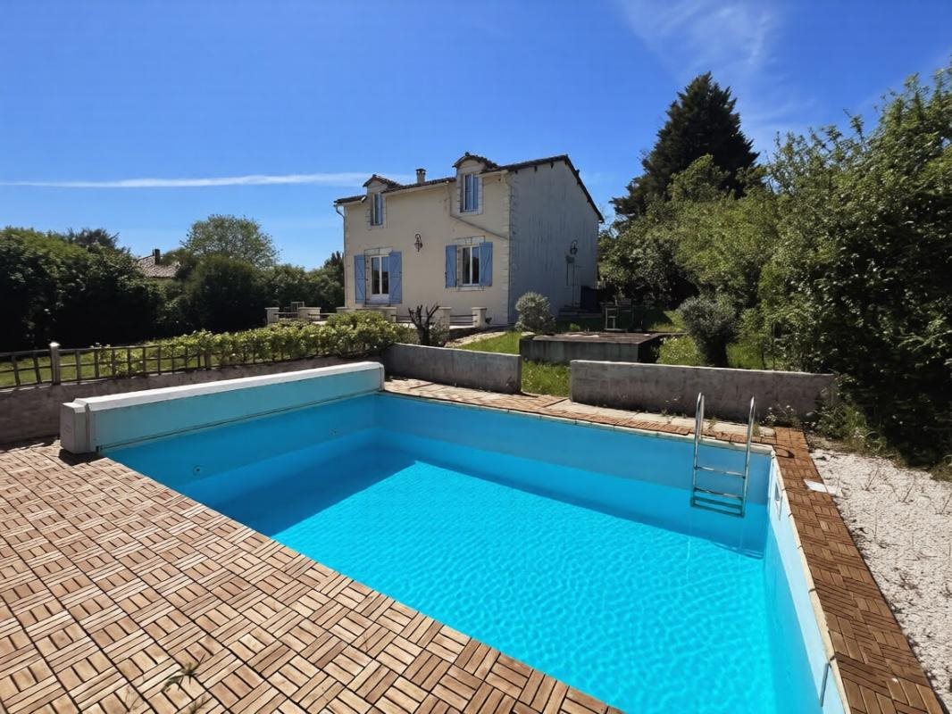 Maison à vendre, 190m², Varaignes