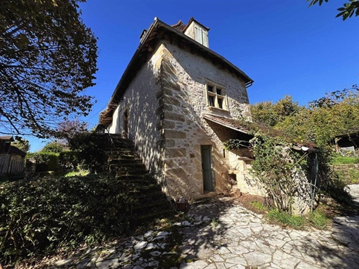 Maison 7 pièces 180 m² · à Saint-Raphaël · 180 m² · 169 000 €