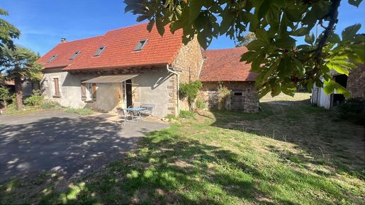 Maison 7 pièces 120 m² · à Dussac · 120 m² · 189 000 €