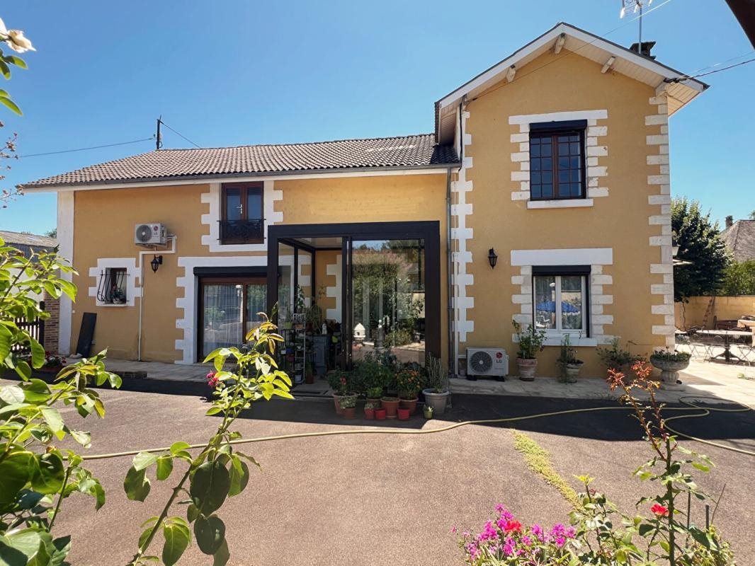 Maison à vendre, 400m², Saint-Pierre-de-Côle