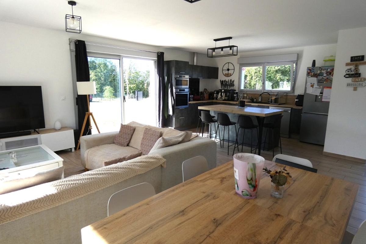 Maison à vendre, 96m², Salignac-Eyvigues