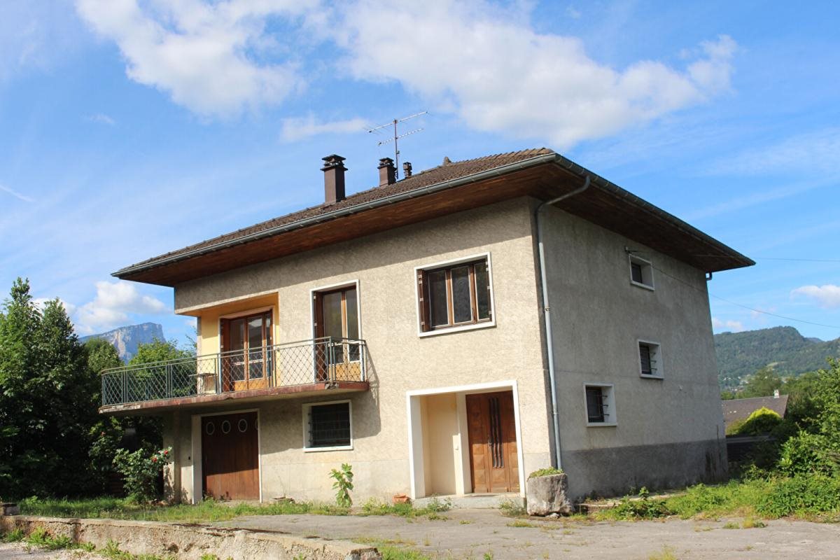Maison à vendre, 110m², Challes-les-Eaux