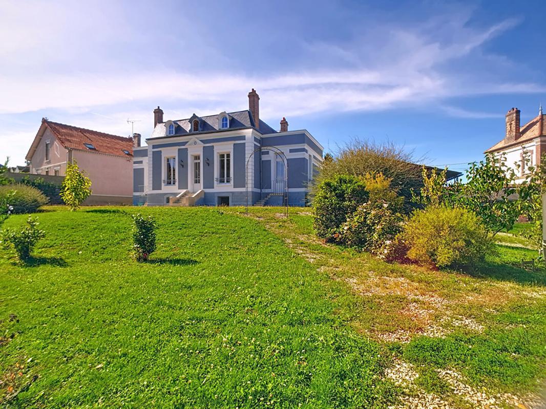 Maison à vendre, 225m², Égriselles-le-Bocage