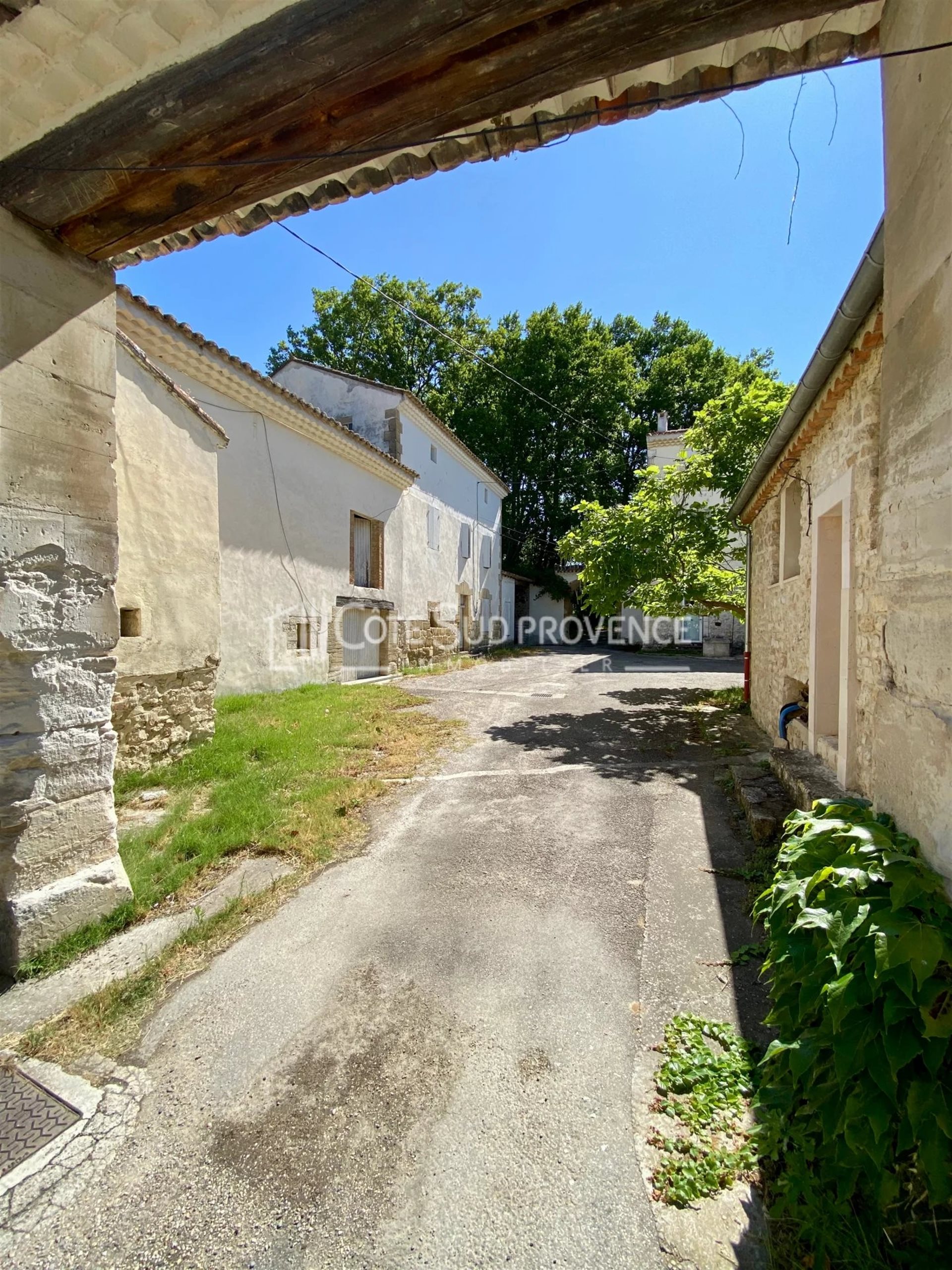 Maison à vendre, 750m², Pernes-les-Fontaines
