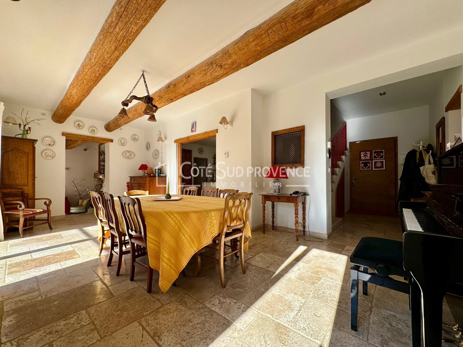 Maison à vendre, 250m², Venasque