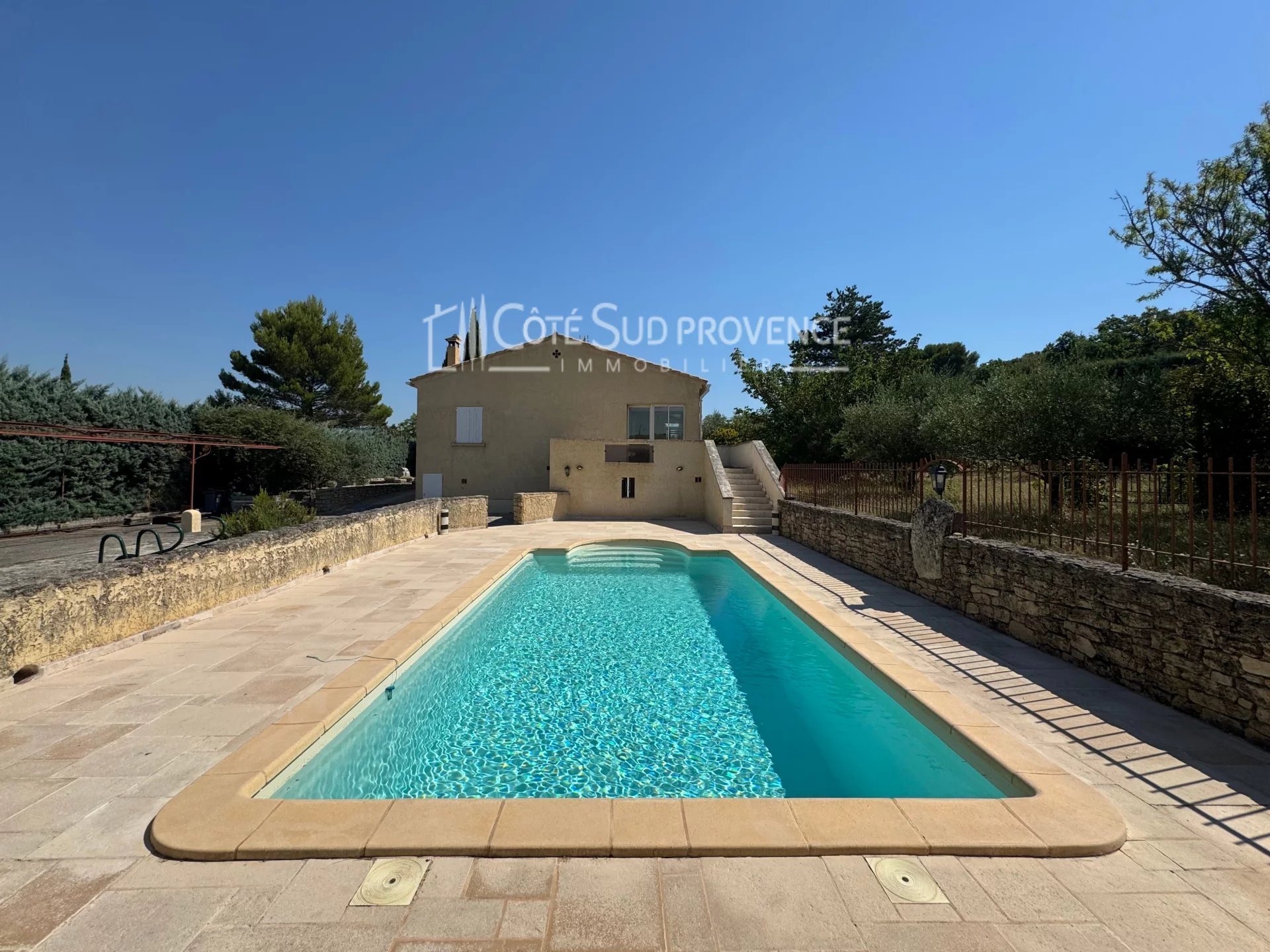 Maison à vendre, 170m², La Roque-sur-Pernes