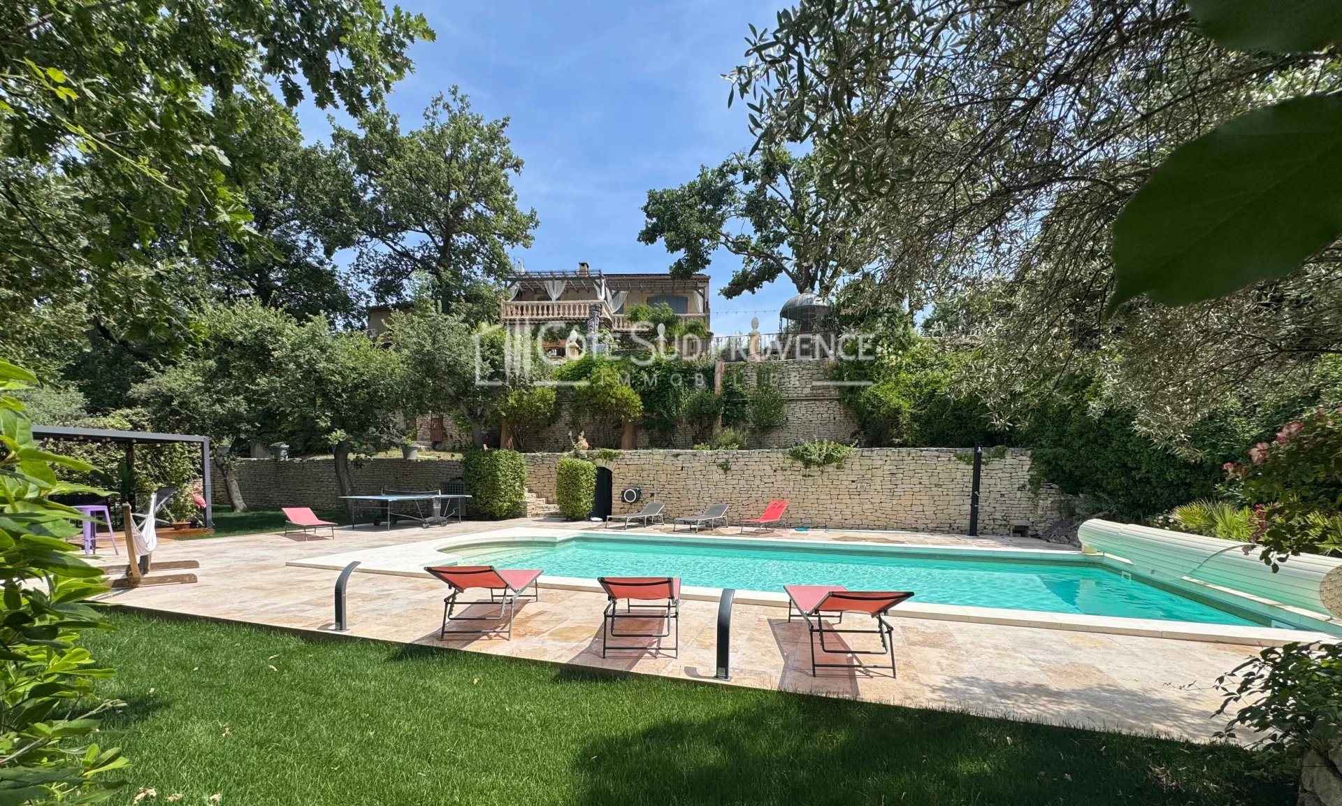 Maison à vendre, 220m², Robion