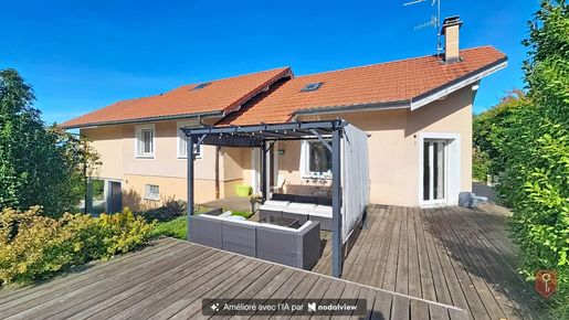 Maison 9 pièces 183 m² · à Saint-Cergues · 183 m² · 739 000 €