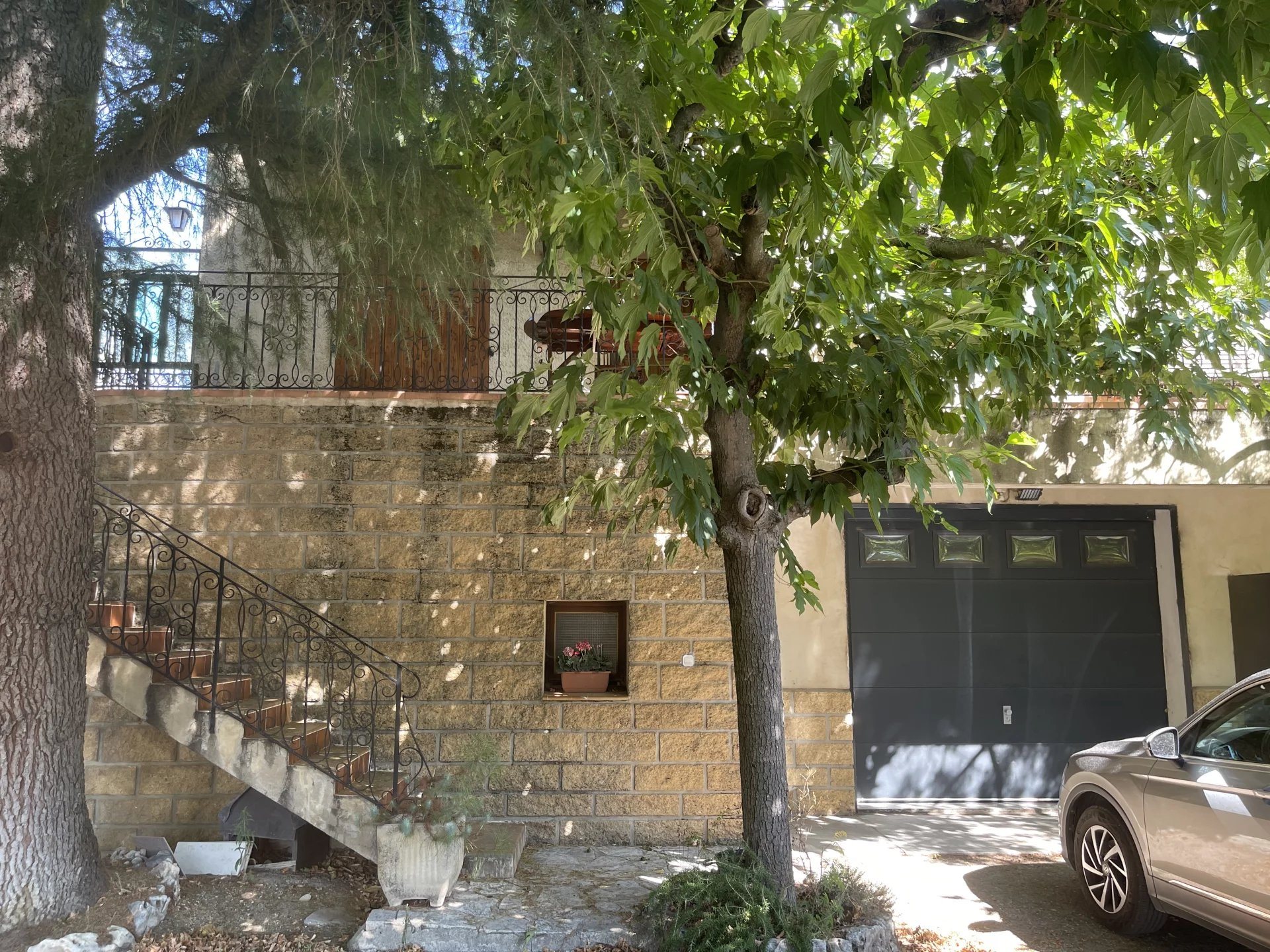 Maison à louer, 105m², Mazan