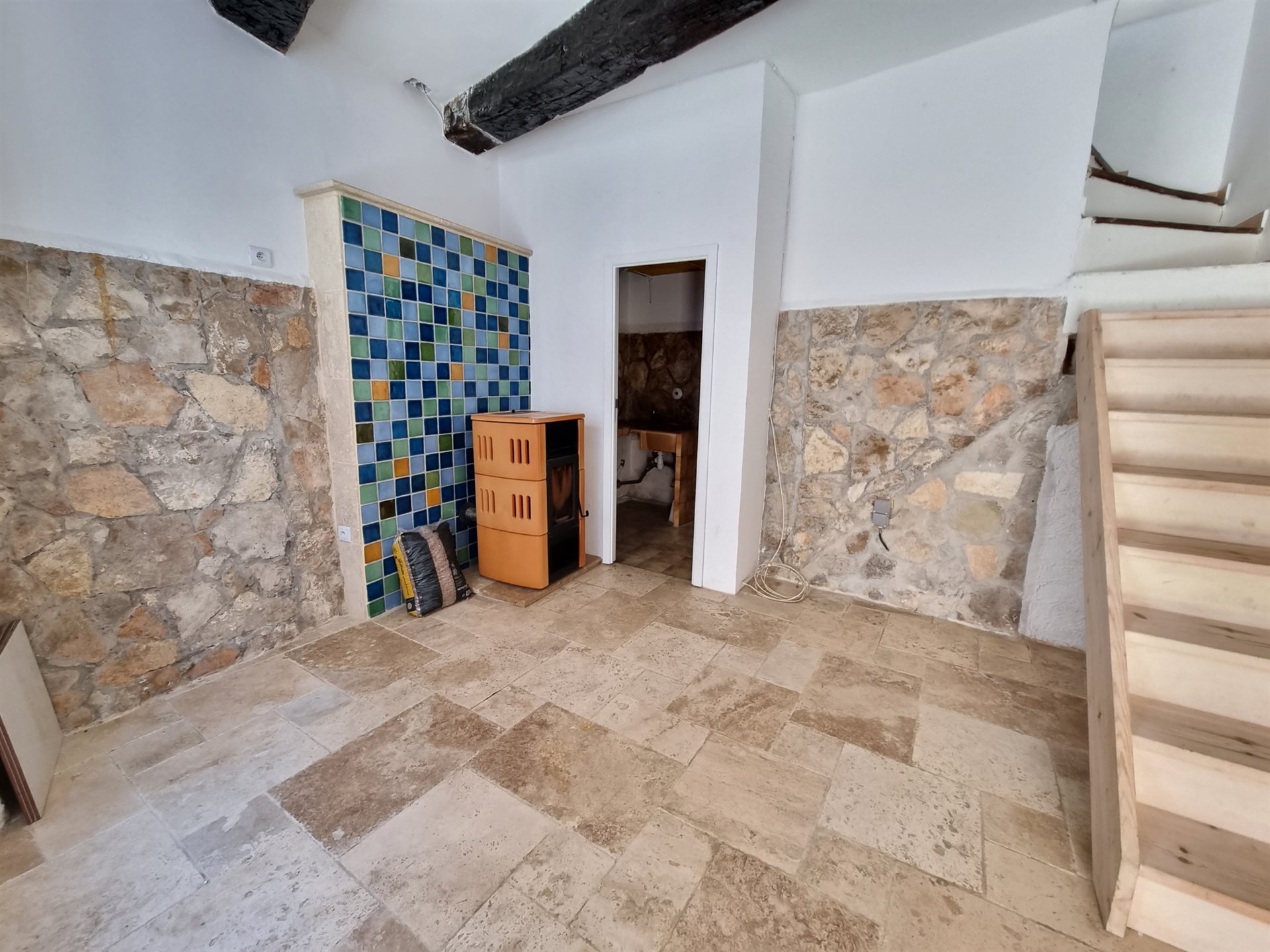 Maison à vendre, 80m², Montmeyan