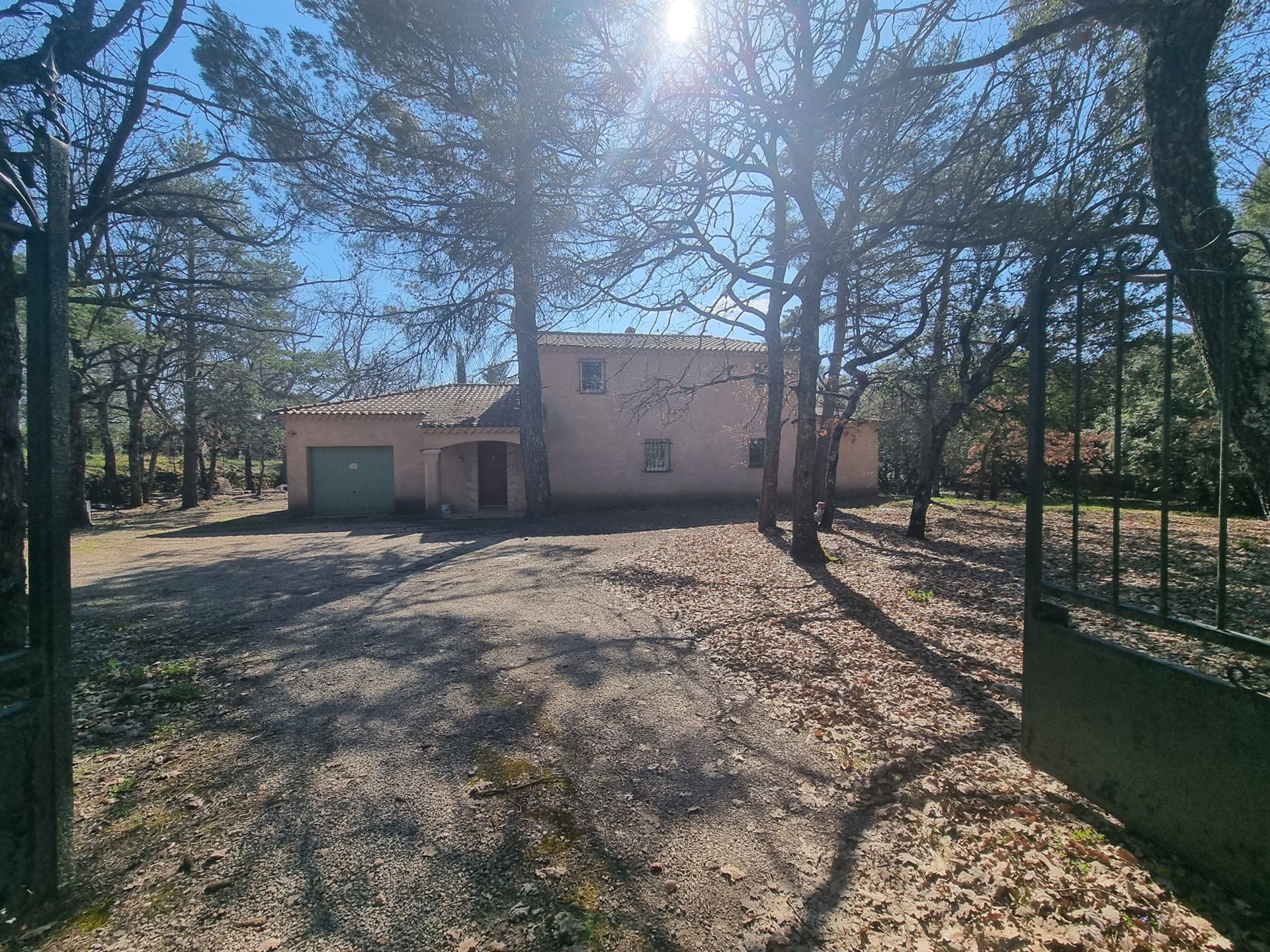 Maison à vendre, 130m², Régusse