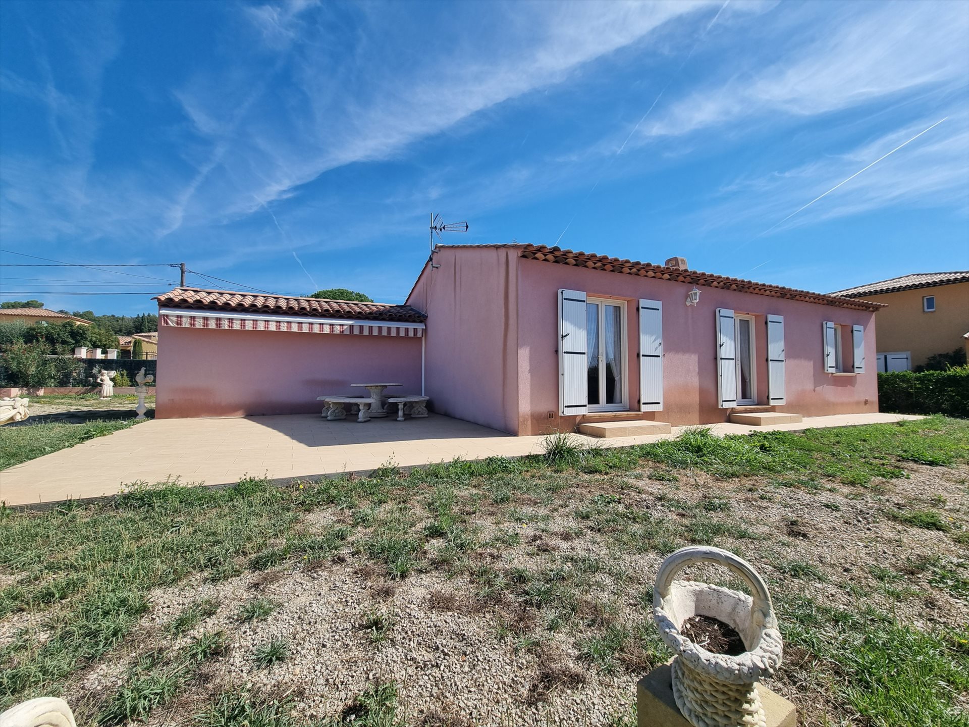Maison à vendre, 75m², Régusse