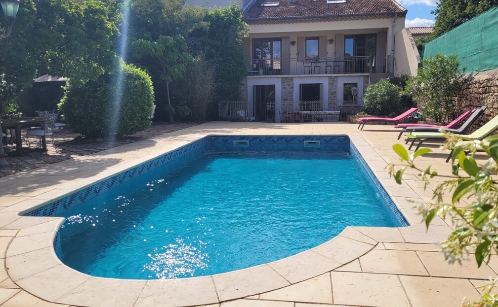 Maison à vendre, 250m², Saint-Geniès-de-Fontedit