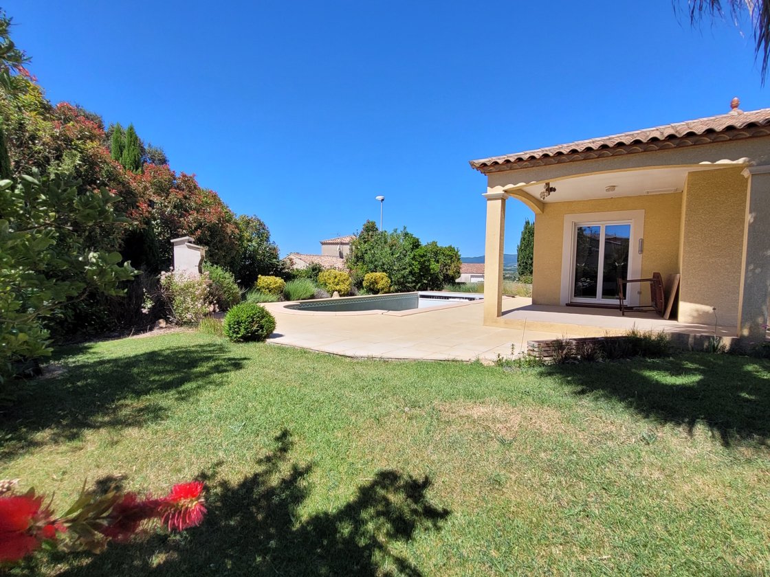 Maison à vendre, 130m², Saint-Geniès-de-Fontedit