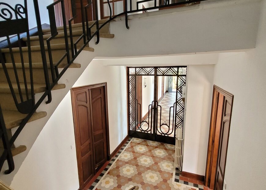 Maison à vendre, 370m², Roujan