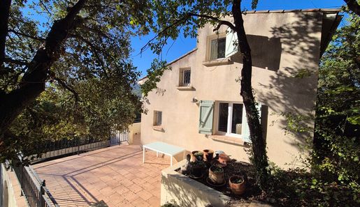 Maison 152 m² · à Lamalou-les-Bains · 152 m² · 249 000 €