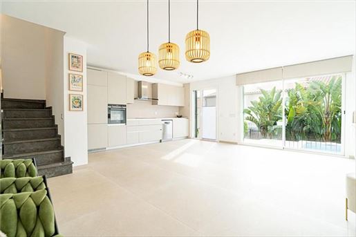 Advert pic 0