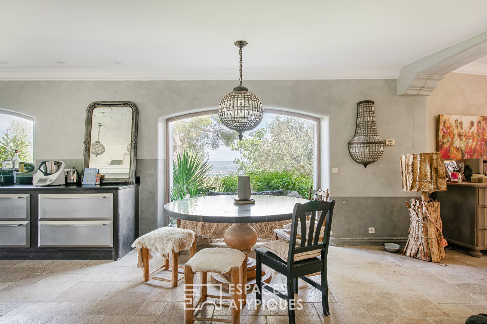 Maison à vendre, 290m², Sainte-Tulle