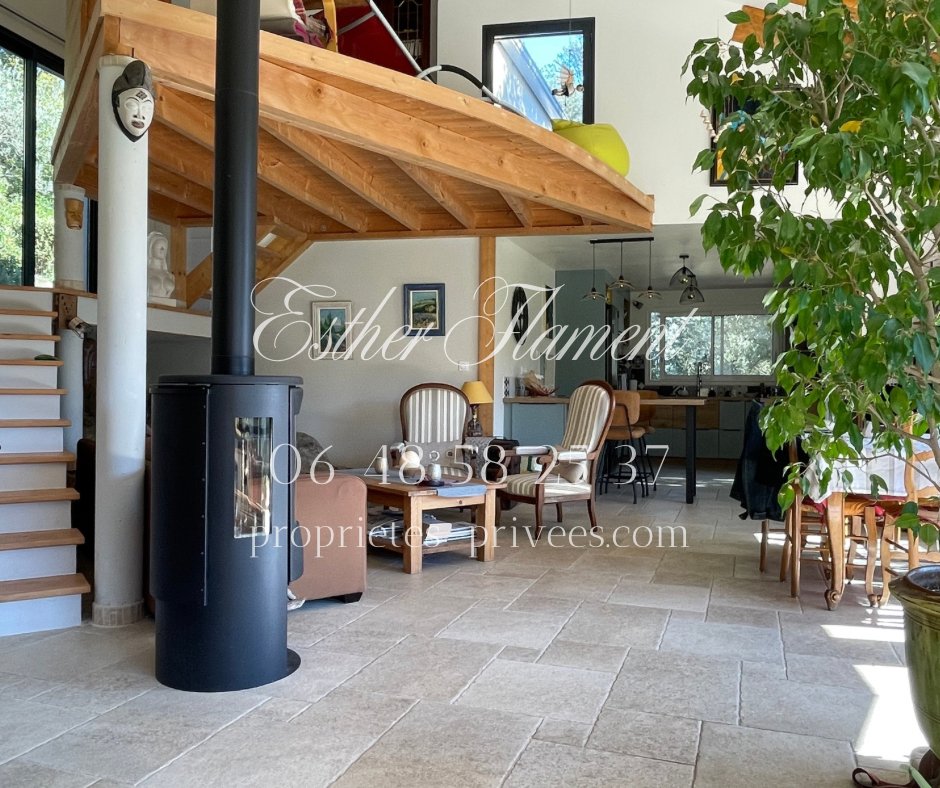Maison à vendre, 140m², Saint-Jean-du-Pin