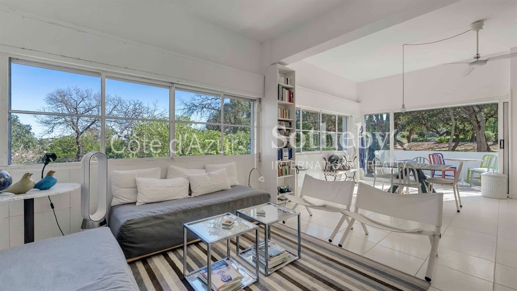 Palais Latitude 43, rare apartment for sale in Saint-Tropez with terrace and panoramic... - Ansicht 2