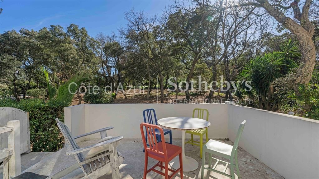 Palais Latitude 43, rare apartment for sale in Saint-Tropez with terrace and panoramic... - Ansicht 3