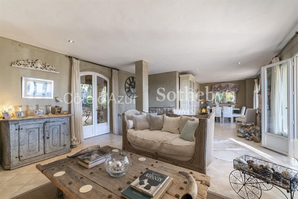 Maison à vendre, 173m², Châteauneuf-Grasse