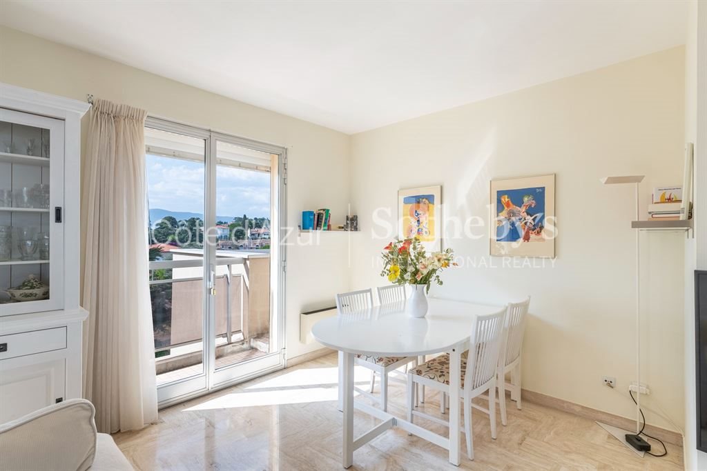 Appartement – Nice, Quartier Jean-Médecin - Plus