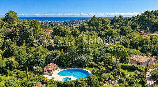 Appartement 4 pièces 215 m² · à Mougins · 215 m² · 1 395 000 €